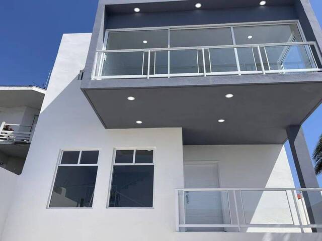 #83 - Casa para Venta en Tijuana - BC - 2