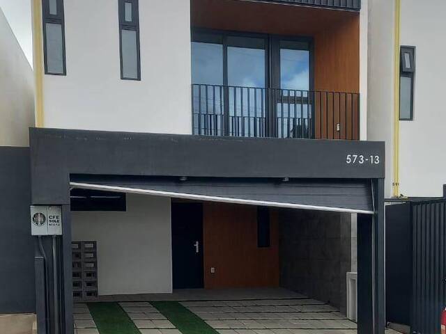 #5 - Casa para Venta en Tijuana - BC - 1