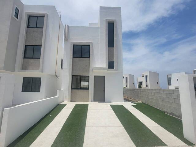 #113 - Casa para Venta en Tijuana - BC - 1