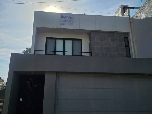 #144 - Casa para Venta en Tijuana - BC